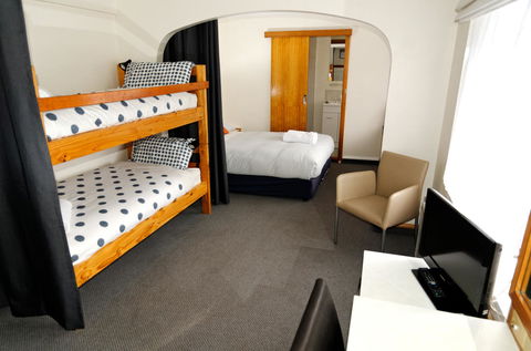 Alpenhorn Lodge - QLD Tourism 2