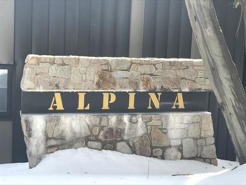 Alpina - QLD Tourism 0
