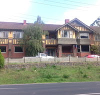 Alpine Retreat Hotel - QLD Tourism