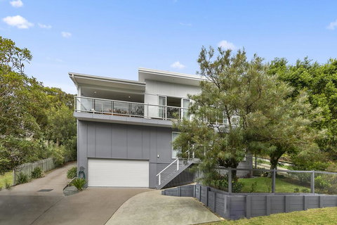 Amalfi - Queensland Tourism 0