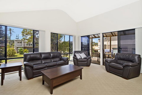 Amara 6 Wesley Avenue - Queensland Tourism 2