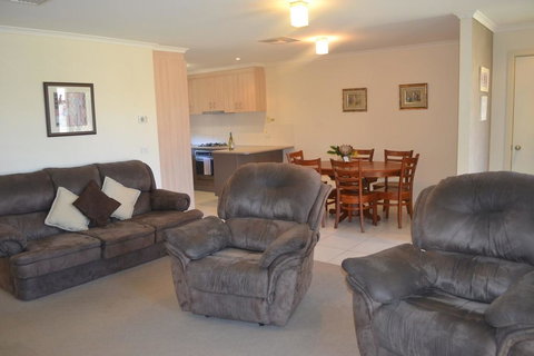 Amarco Mulwala - Queensland Tourism 3