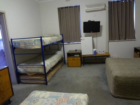 Amaroo Hotel Dubbo - QLD Tourism 2