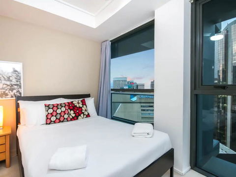 Amazing Brisbane CBD 2 Bedroom Apartment With River Views - QLD Tourism 3