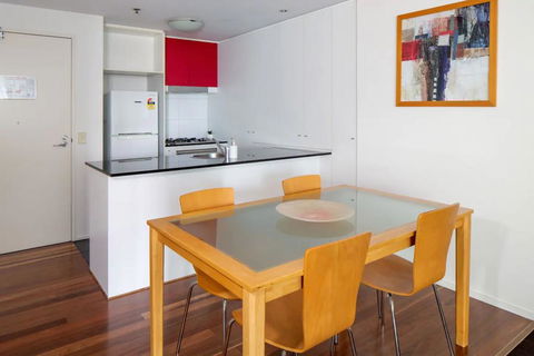 Amazing Brisbane CBD 2 Bedroom Apartment With River Views - QLD Tourism 1