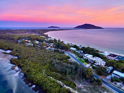Amazing Ocean Views - QLD Tourism 1