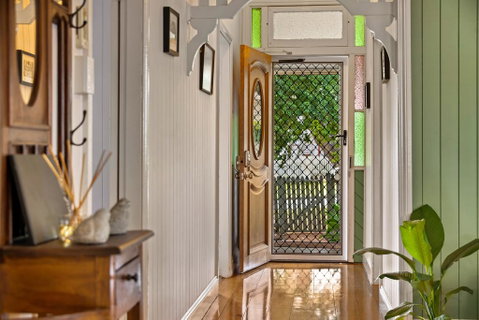 Ambiente Cottage - Pet And Family Friendly - Queensland Tourism 1