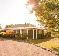 Among the Vines - Queensland Tourism