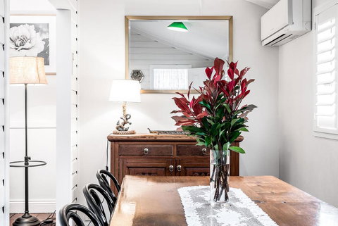 Anchored In Byron - Queensland Tourism 3