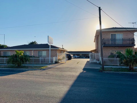 Angel's Rest Motel - QLD Tourism 2