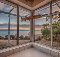Antechamber Bay Retreats - Queensland Tourism