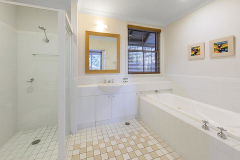 Apartments @ 15 Thompsons - QLD Tourism 3