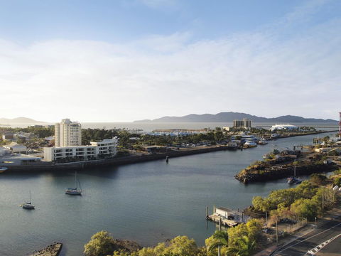 Apartments @ 81 Palmer - QLD Tourism 3