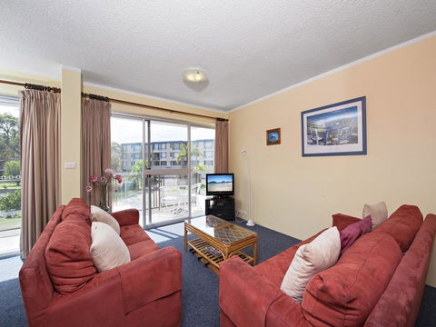 Apollo Court 3 - Nelson Bay - Queensland Tourism 2