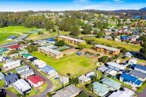 Apollo Unit 12 - Queensland Tourism 2