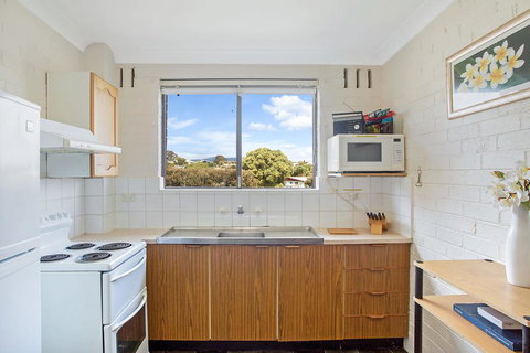 Apollo Unit 14 - Queensland Tourism 2