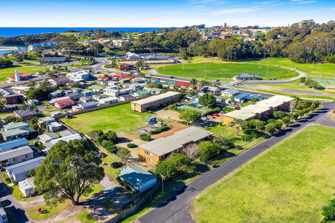 Apollo Unit 19 - Queensland Tourism 1