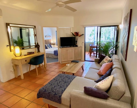 Apt 58 At The Reef Club Resort - Tranquil, Walk To Beach And Village - QLD Tourism 1