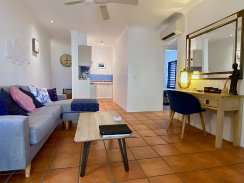Apt 58 At The Reef Club Resort - Tranquil, Walk To Beach And Village - QLD Tourism 3
