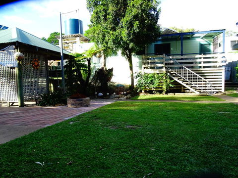 Apurla Island Retreat - Queensland Tourism 0