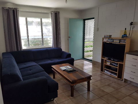 Apurla Island Retreat - Queensland Tourism 1