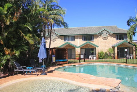 Aqua Villa Holiday Apartments - QLD Tourism 2