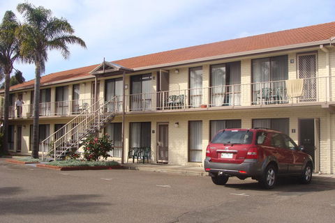 Aquarius Resort - Queensland Tourism 1