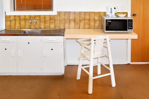 Armidale Motel - QLD Tourism 3