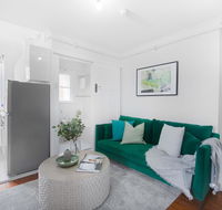 Art Deco Nook Around The Corner From Oxford St - Queensland Tourism