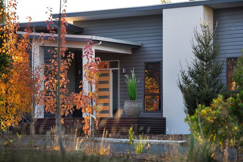 Arya - Queensland Tourism 1