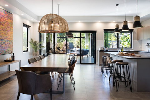 Arya - Queensland Tourism 0