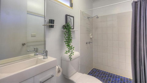Maroochy River Bungalows - QLD Tourism 3