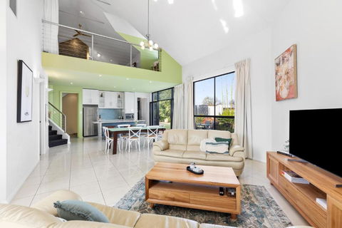 Merlot Verdelho Townhouses - Queensland Tourism 0