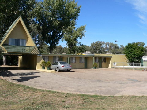 Millers Cottage Motel - QLD Tourism 2