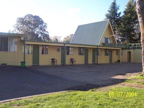 Millers Cottage Motel - QLD Tourism 3