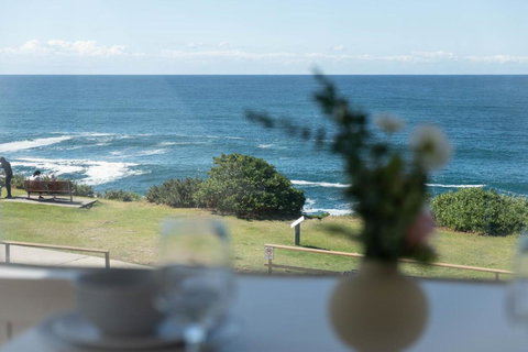 Maroubra Ocean&Beach View Private 1 Bedroom Apartment - QLD Tourism 2