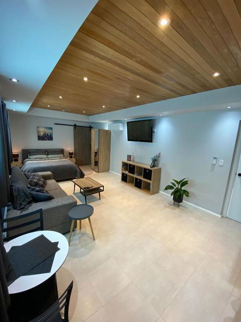 Mindarie Beachside Studio - Queensland Tourism 0