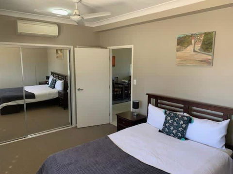 Modern Beach Apartment - QLD Tourism 3