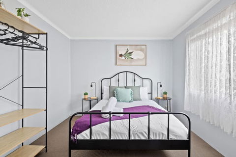 Modern Private Double Room - Central Spot At Liverpool - Shared Bathroom - Queensland Tourism 0
