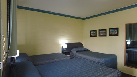Nanango Antler Motel - QLD Tourism 1