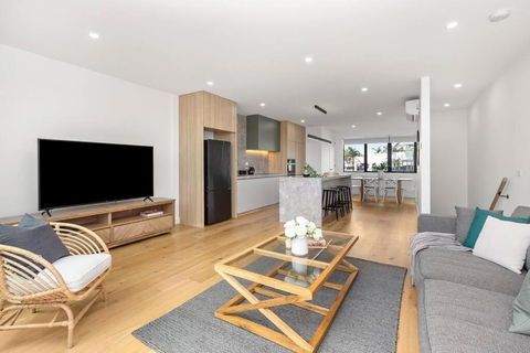 Mordialloc Coastal Paradise 2 - Queensland Tourism 3