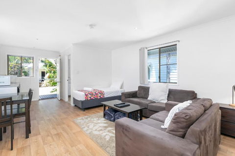 Mossman Resort Holiday Villas - QLD Tourism 1