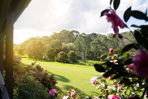 Mount Lofty Golf Course - QLD Tourism 3