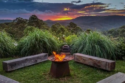 Mountain View Escape - Queensland Tourism 0