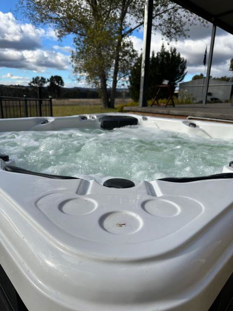 Mudgee Farm Stay - QLD Tourism 2
