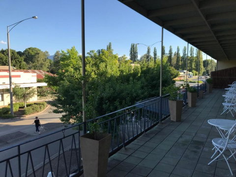 Myrtleford Hotel - QLD Tourism 0