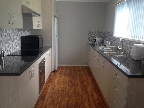 Mystic Blue And Green Meadow - QLD Tourism 0