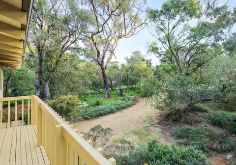 Nature Lovers Dream In Dawesville - QLD Tourism 1