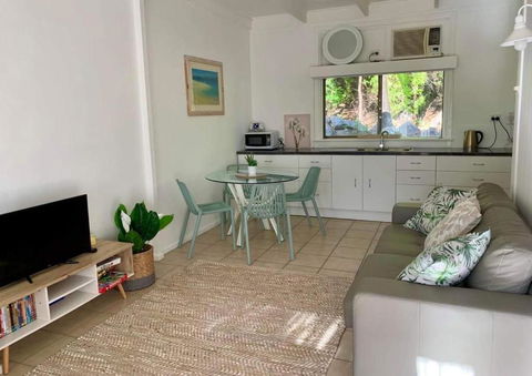 Nature Retreat On Mandalay - Queensland Tourism 1