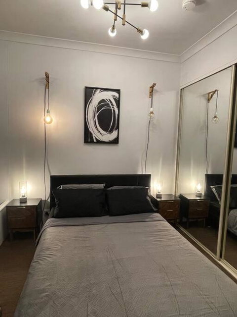 Neutral Bay Studio - QLD Tourism 2